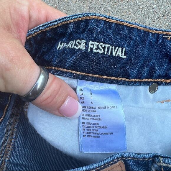 AEO high rise festival jeans peekaboo crochet pockets distressed frayed hems 0 - Picture 3 of 4